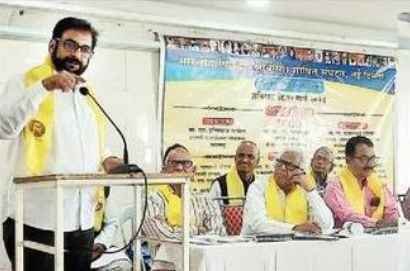 If organized leaders will have to come to OBCs - MP Imtiaz