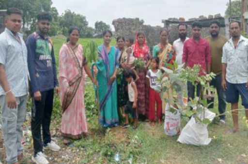 Samta Parishad cha Akola MIDC madhye Vriksharopan