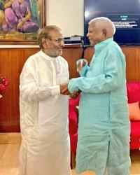 lalu yadav and sharad yadav speaking on Caste census.jpg