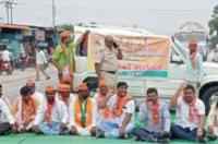 BJP Rasta roko Andolan in Parbhani for OBC reservation