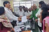 OBC Rajkiya Aaghadi give memorandum for OBC Imperial Data to samarpit Aayog