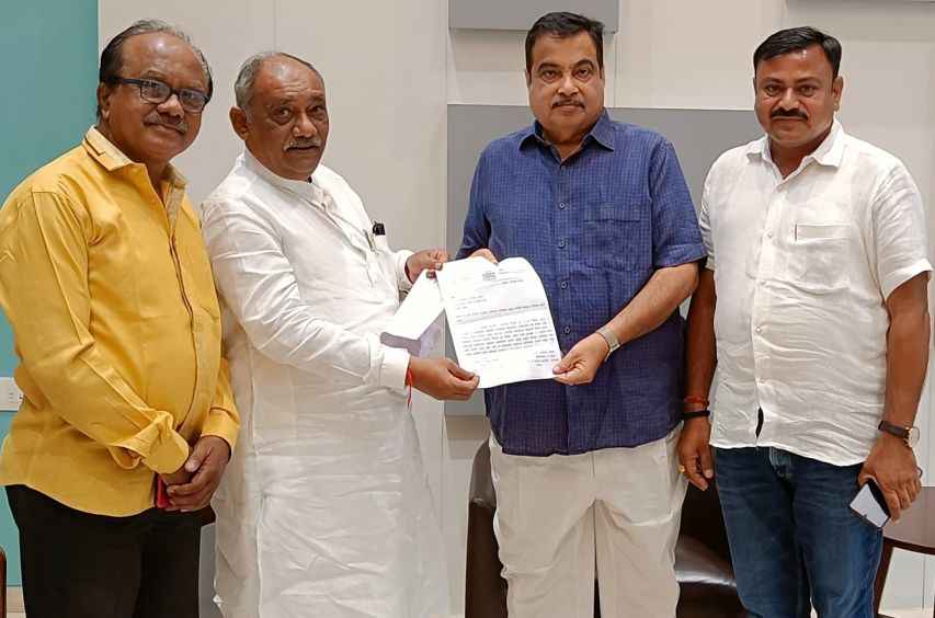 Establish an OBC Ministry at the Center - Memorandum of the National OBC Federation to Union Minister Gadkari