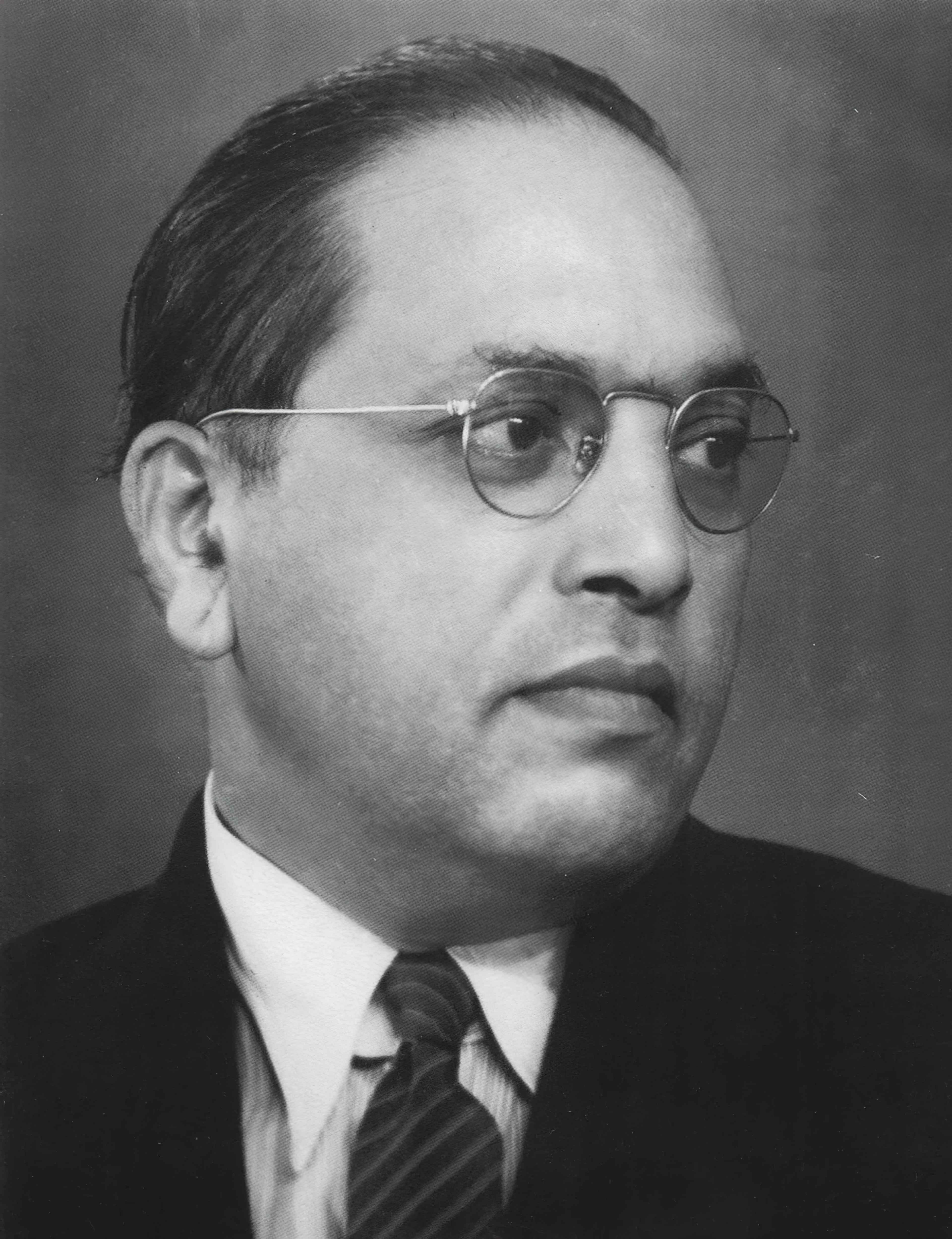 Karodo Ki Aabadi Ko Nakarne Ka Prayas Asprishy ka vidroh Gandhi aur Unka anshan Poona pact Written by Dr Babasaheb Ambedkar