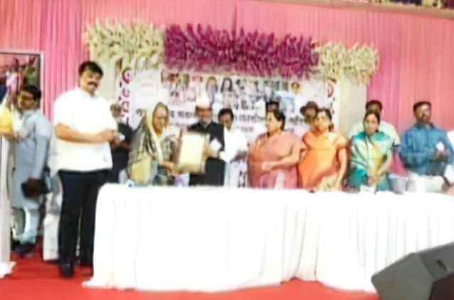 Nashik_Jilla_satyashodhak_Smarak