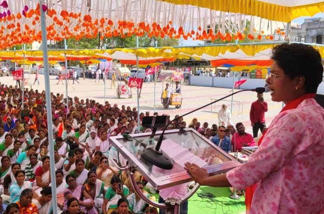 Sangharsh_Kanya_Com_Ujwala_Padalwar