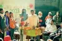 मुक्तिमोर्चा ने कुरंदी से अभियान मेरा रोजगार मेरा अधिकार का किया आगाज
