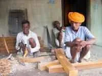 सुतार समाजाला ब्राह्मणांमध्ये स्थान द्या आरक्षण रद्द करून खुल्या प्रवर्गात घ्या ?