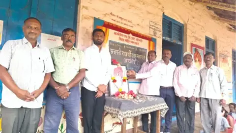 Lokraja Rajarshi Chhatrapati Shahu Maharaj Jayanti Bastavade Prathamik Shaletun Utsahat Sajari