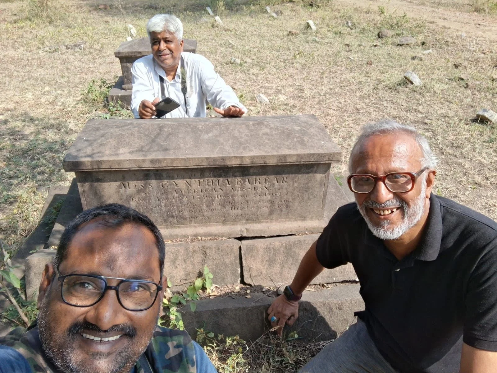 Grave of Cynthia Farrar the Inspiration for Mahatma Phule and Savitri Phule Discovered in Ahilyanagar Grave of Cynthia Farrar the Inspiration for Mahatma Phule and Savitri Phule Discovered in Ahilyanagar